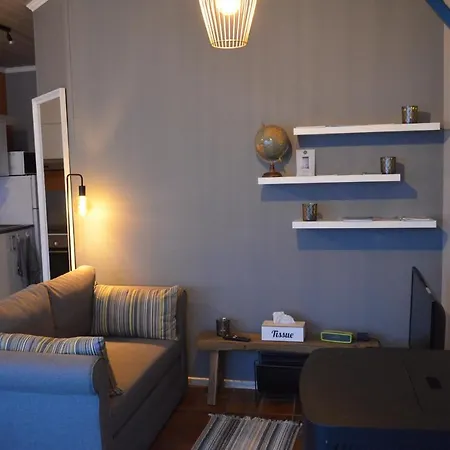 Chez Henri Apartment